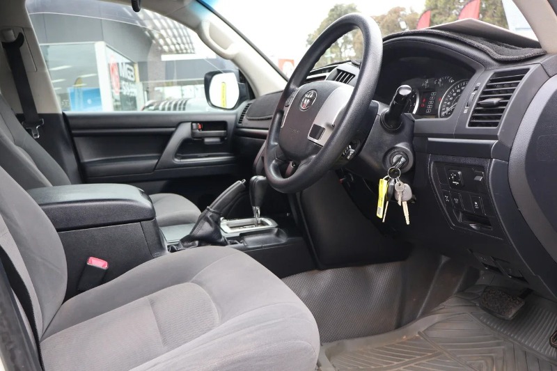 
								2014 Toyota Landcruiser GX Sports Automatic full									