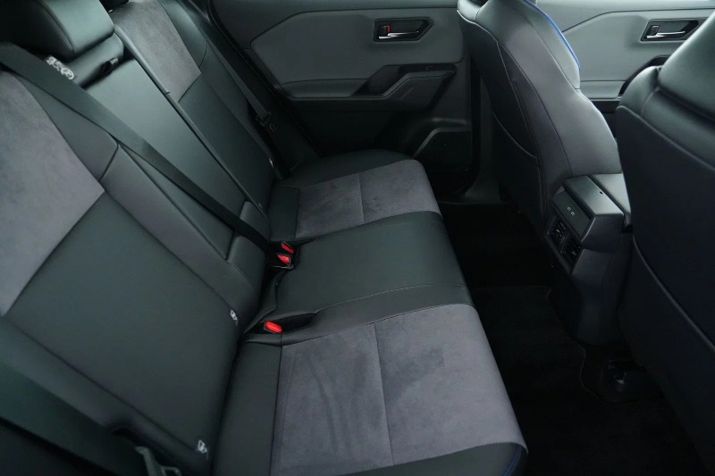 
								2026 Toyota RAV4 Hybrid XSE CVT full									