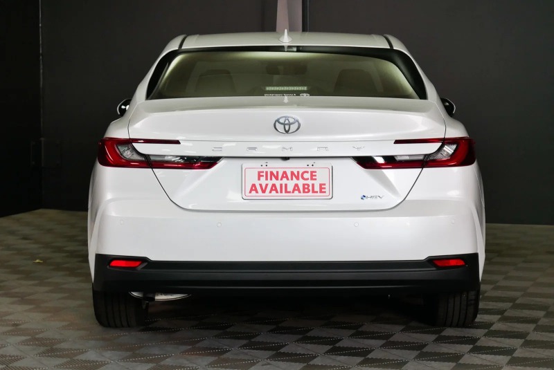 
								2025 Toyota Camry Hybrid Ascent Auto full									