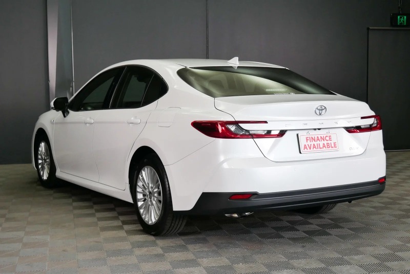 
								2025 Toyota Camry Hybrid Ascent Auto full									