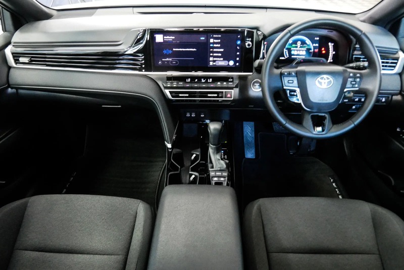 
								2025 Toyota Camry Hybrid Ascent Auto full									
