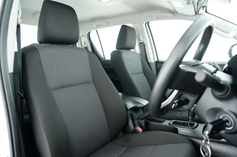 
								2024 Toyota Hilux Workmate Auto 4×2 Double Cab full									
