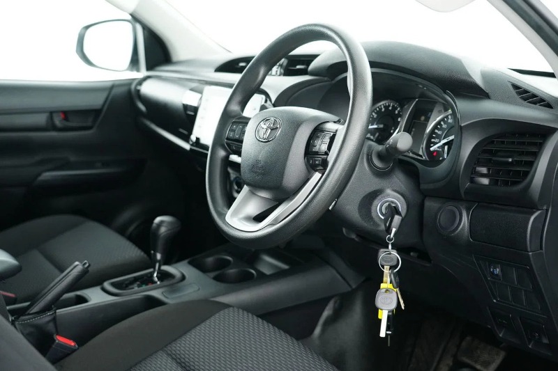 
								2024 Toyota Hilux Workmate Auto 4×2 Double Cab full									