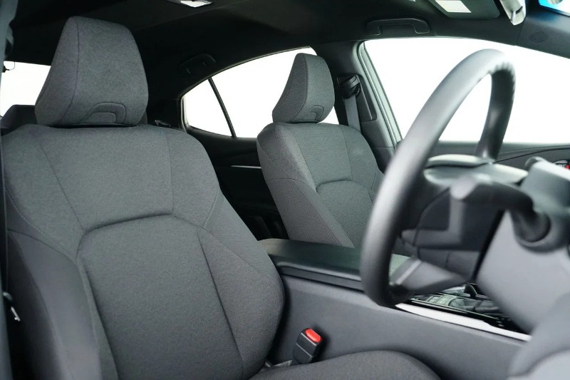 
								2026 Toyota Camry Hybrid Ascent Auto full									