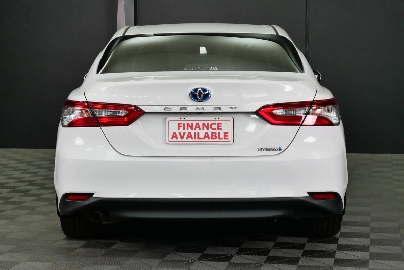 
								2018 Toyota Camry Hybrid Ascent Auto full									