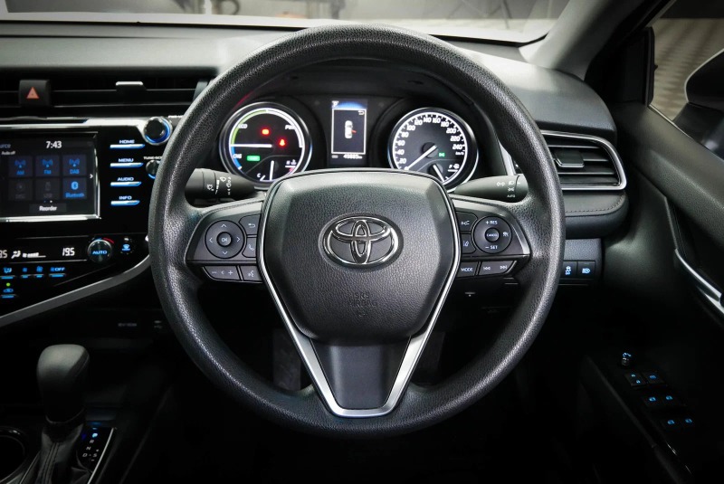 
								2018 Toyota Camry Hybrid Ascent Auto full									