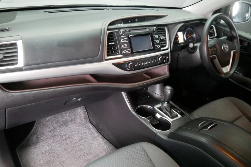 
								2014 Toyota Kluger GX Auto 2WD full									