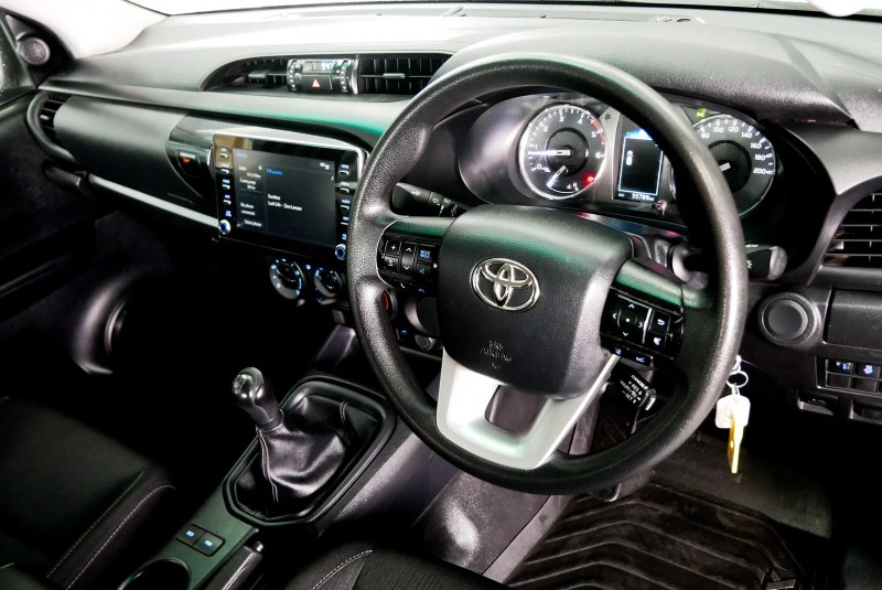 
								2022 Toyota Hilux SR Hi-Rider Manual 4×2 Double Cab full									