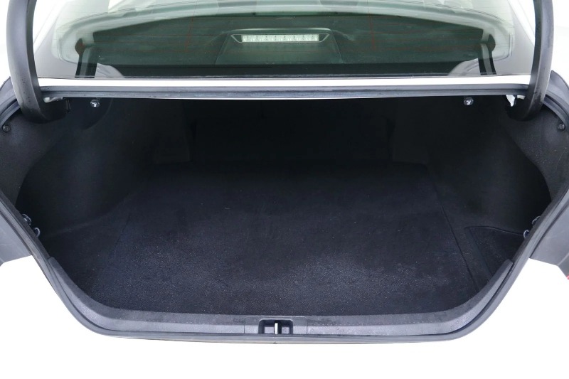 
								2020 Toyota Camry Hybrid Ascent Auto full									