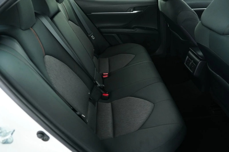
								2020 Toyota Camry Hybrid Ascent Auto full									