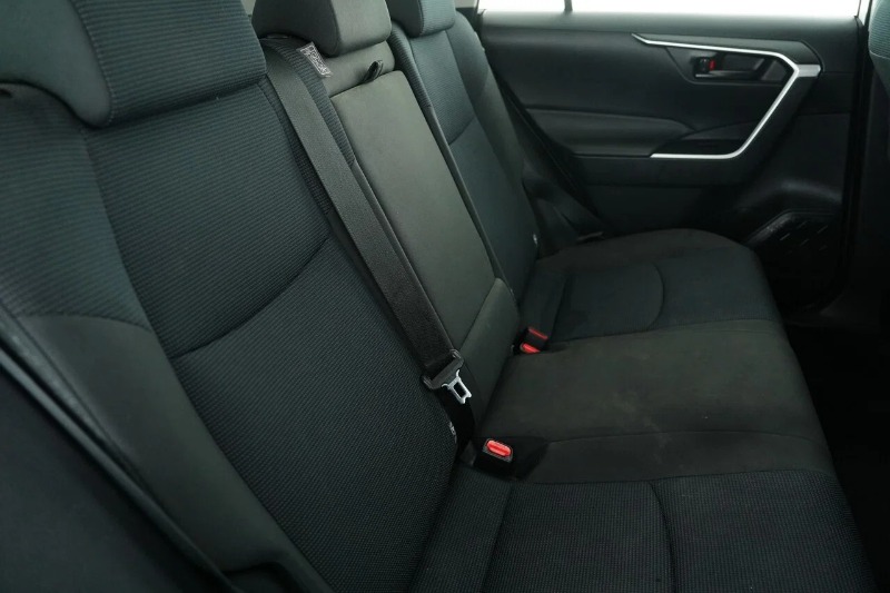 
								2023 Toyota RAV4 Hybrid GX Auto eFour full									