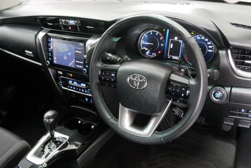 
								2025 Toyota Fortuner GXL Auto 4×4 full									