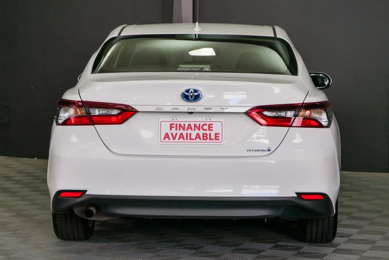 
								2020 Toyota Camry Hybrid Ascent Auto full									
