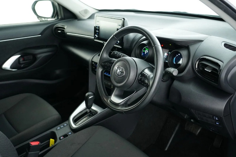 
								2023 Toyota Yaris Cross Hybrid GX Auto 2WD full									