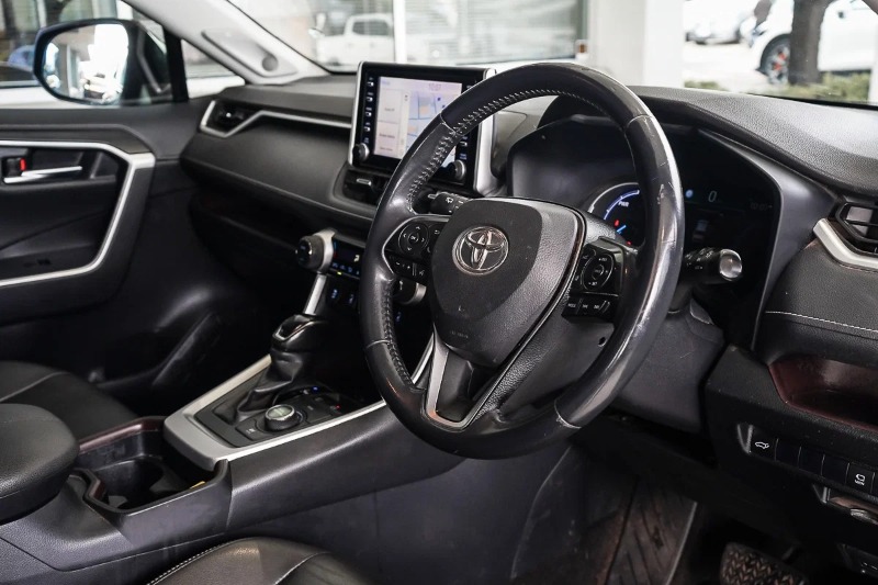 
								2020 Toyota RAV4 Hybrid Cruiser Auto eFour full									
