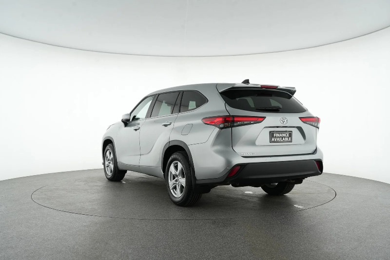 
								2023 Toyota Kluger GX Auto 2WD full									