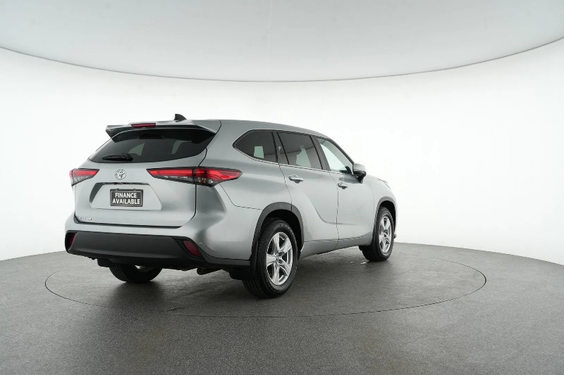 
								2023 Toyota Kluger GX Auto 2WD full									