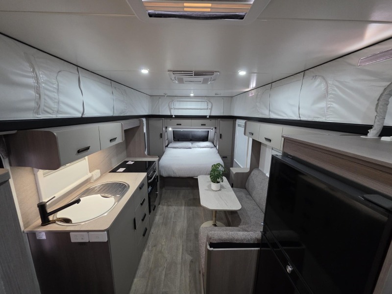 
								2024 JAYCO JOURNEY POP TOP SEMI OFF-ROAD CARAVAN full									
