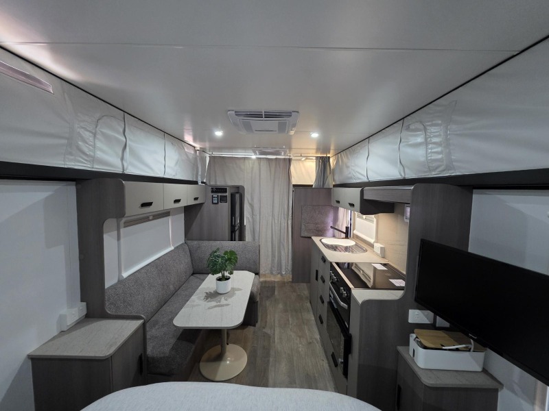 
								2024 JAYCO JOURNEY POP TOP SEMI OFF-ROAD CARAVAN full									
