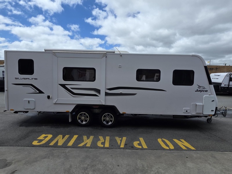 
								2015 JAYCO SILVERLINE SLIDE-OUT CLUB LOUNGE OFF-ROAD CAPABLE CARAVAN full									
