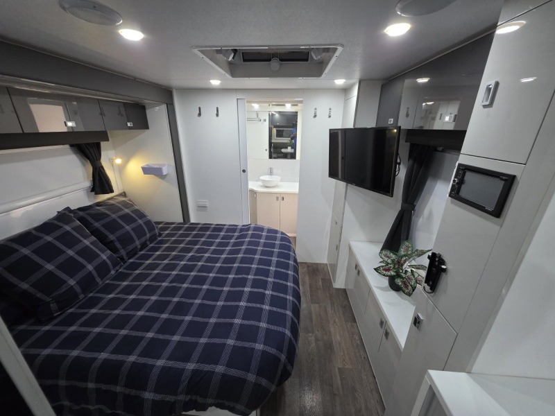 
								2017 COROMAL ELEMENTS E661S SLIDE-OUT SEMI OFF-ROAD 21FT CARAVAN full									
