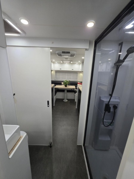 
								2021 NETWORK RV 216 REAR CLUB TERRAIN TUFF OFF-ROAD CARAVAN full									
