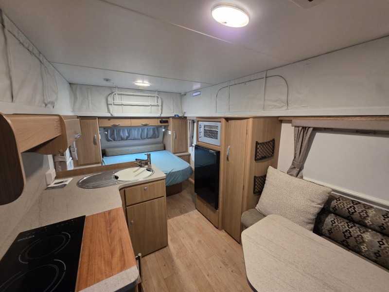 
								2015 JAYCO STARCRAFT SINGLE AXLE POP TOP SEMI OFF-ROAD CARAVAN full									