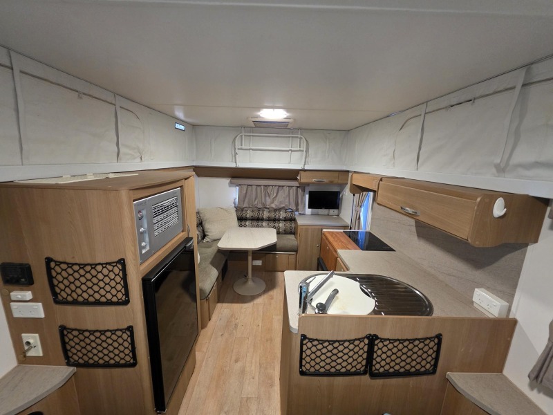 
								2015 JAYCO STARCRAFT SINGLE AXLE POP TOP SEMI OFF-ROAD CARAVAN full									