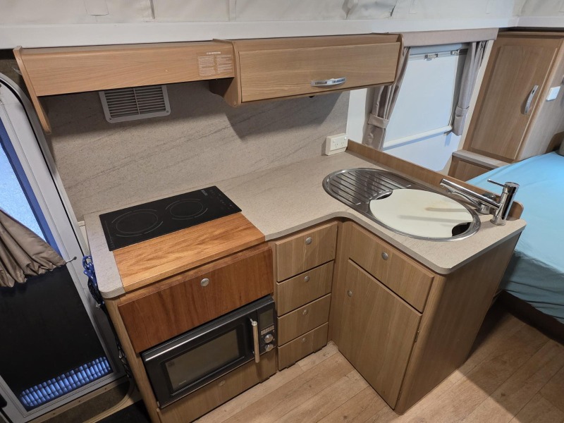 
								2015 JAYCO STARCRAFT SINGLE AXLE POP TOP SEMI OFF-ROAD CARAVAN full									