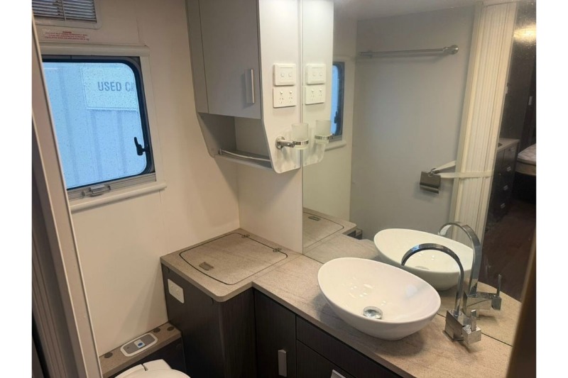 
								2018 Jayco JOURNEY CARAVAN 19.61-2.OB.18JY full									
