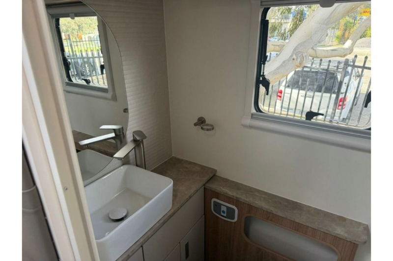 
								2026 Jayco SILVERLINE CARAVAN 25.78-6.OB.SL-MY26 full									