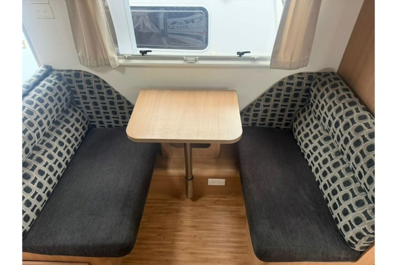 
								2014 Jayco STARCRAFT 19.61-2.OB.14SC full									
