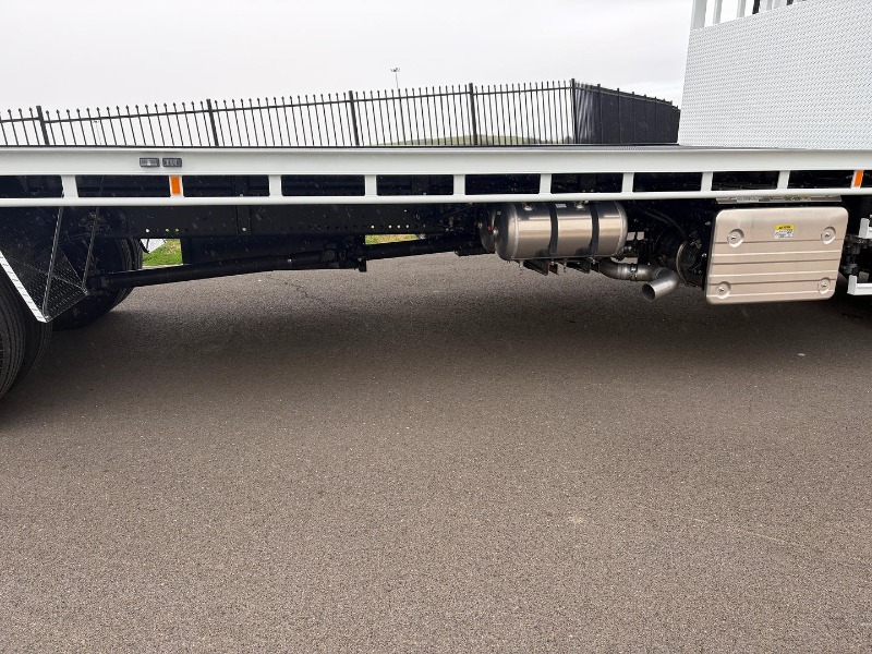 
								Isuzu F Series FVR 170-260 AT R60 (2026) full									
