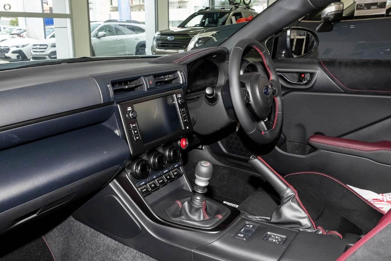 
								Subaru BRZ tS ZD8 (2026) full									