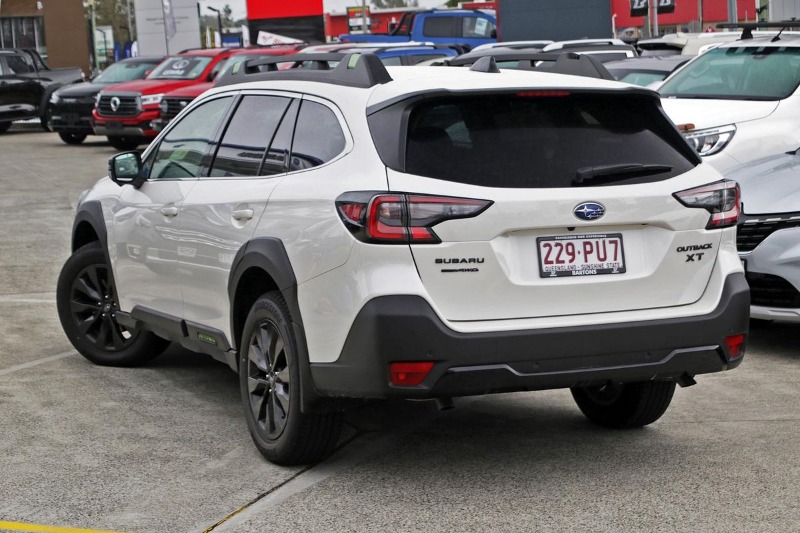 
								Subaru Outback AWD Sport XT 6GEN (2025) full									