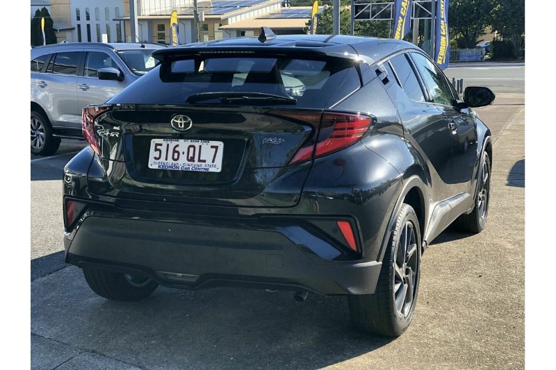 
								Toyota C-HR Koba NGX10R (2020) full									