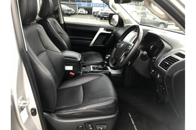 
								Toyota Landcruiser Prado VX GDJ150R (2020) full									