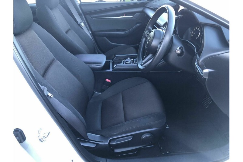 
								Mazda 3 G20 Pure BP Series (2019) full									