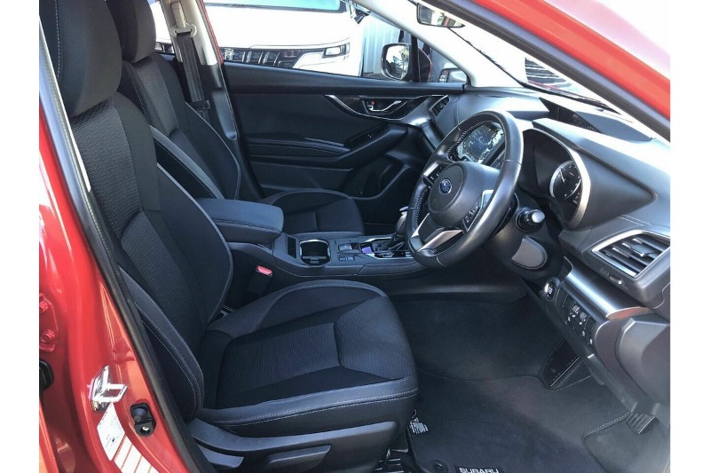 
								Subaru Impreza 2.0i-L G5 (2019) full									