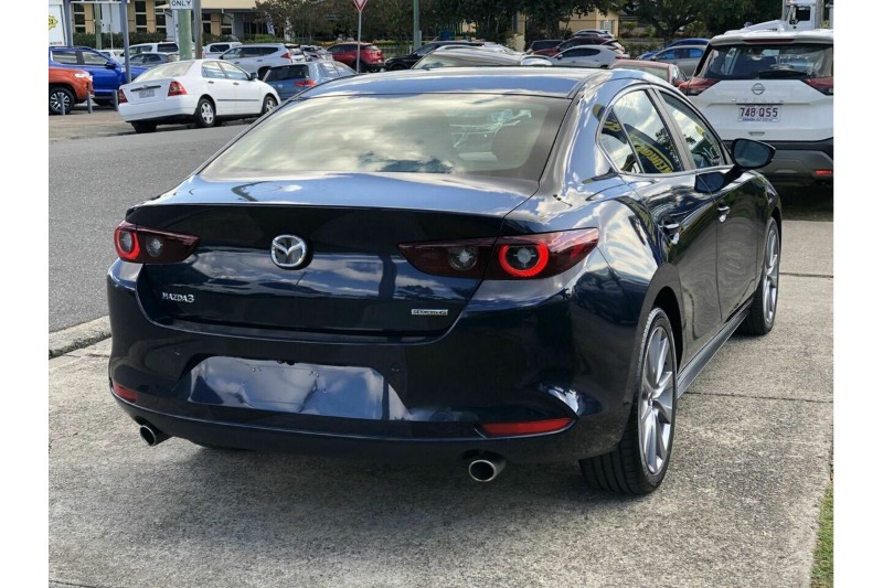 
								Mazda 3 G20 Evolve BP Series (2022) full									