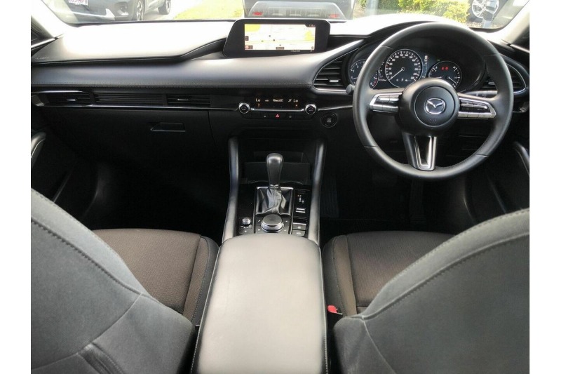 
								Mazda 3 G20 Evolve BP Series (2022) full									