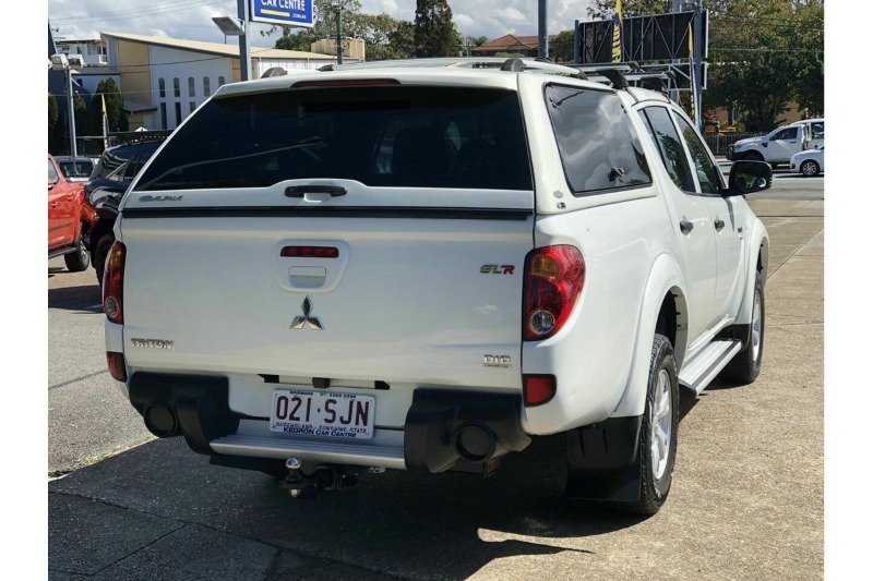 
								Mitsubishi Triton GL-R MN 4X4 (2012) full									