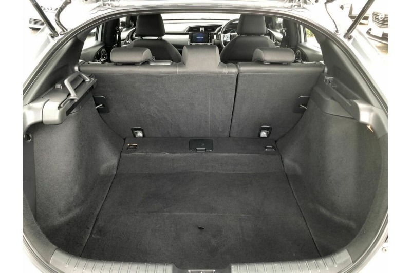 
								Honda Civic VTi 10th Gen (2018) full									