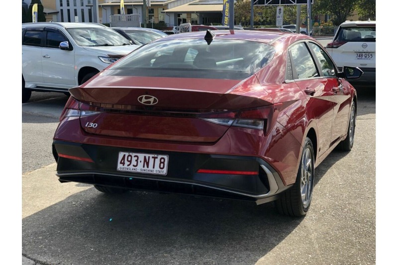 
								Hyundai i30 CN7.V2 (2025) full									