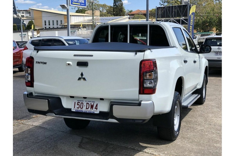 
								Mitsubishi Triton GLX MR Rear Wheel Drive (2021) full									