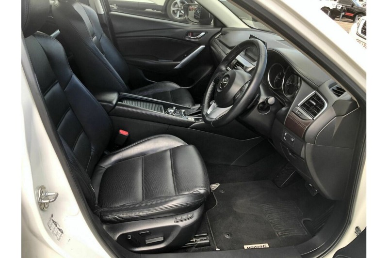 
								Mazda 6 Touring GJ Series 2 (2015) full									