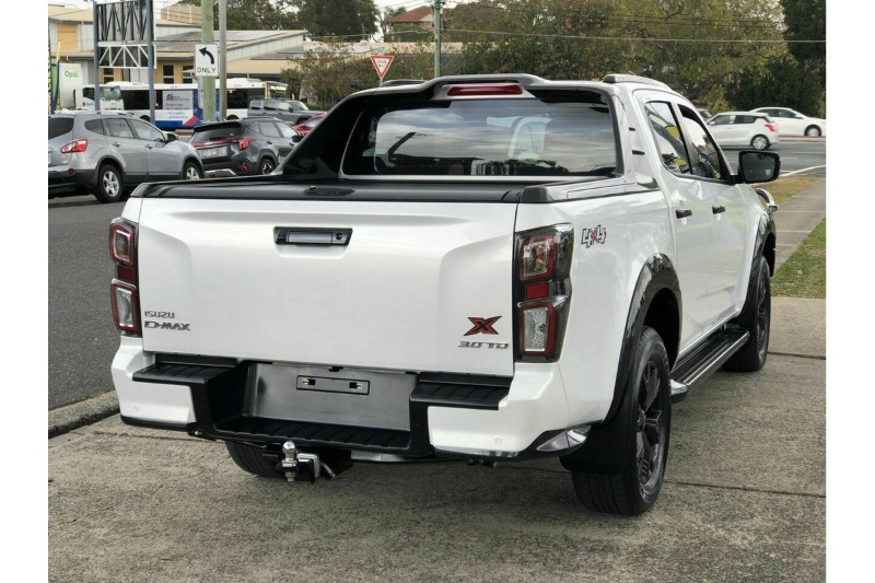 
								Isuzu D-MAX X-TERRAIN 4X4 (2023) full									