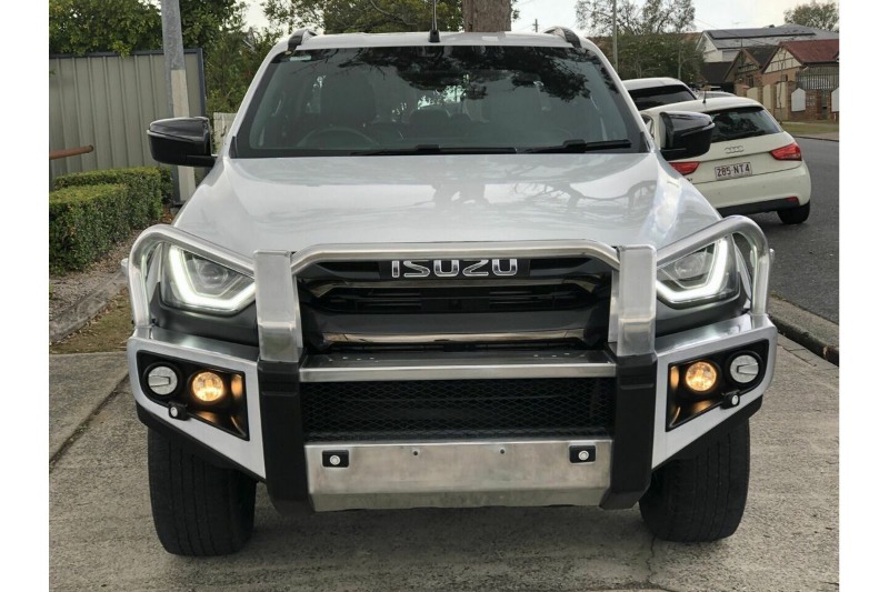 
								Isuzu D-MAX X-TERRAIN 4X4 (2023) full									