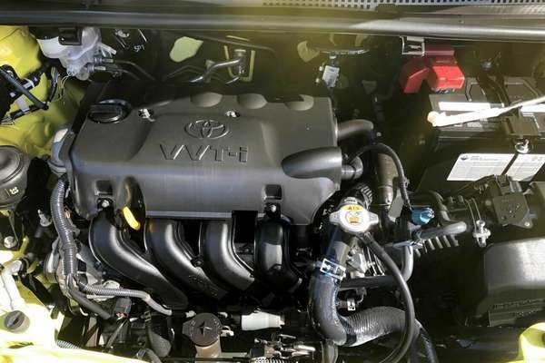 
								Toyota Yaris SX NCP131R (2016) full									