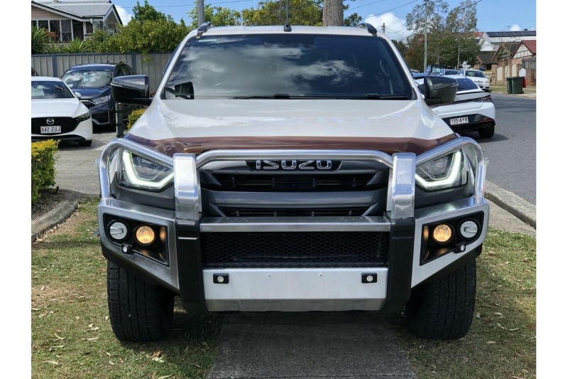 
								Isuzu D-MAX X-TERRAIN 4X4 (2021) full									